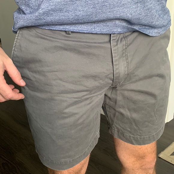 GAP Mens Khaki Shorts - Picture 1 of 5